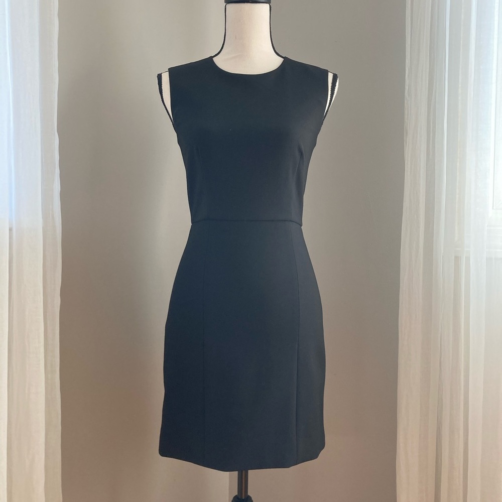 Elizabeth and James mini black dress cut out sz 2